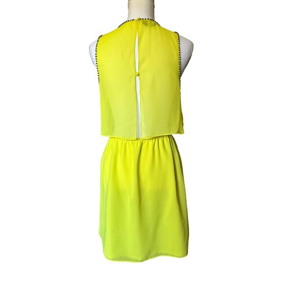 Bebe VTG Y2K Yellow Cage Beaded Sleeveless Mini Cocktail Dress Beaded Chain sz M - Picture 2 of 10